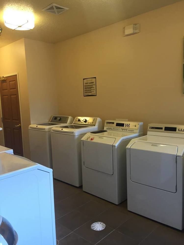 Staybridge Suites Fargo By Ihg Eksteriør billede